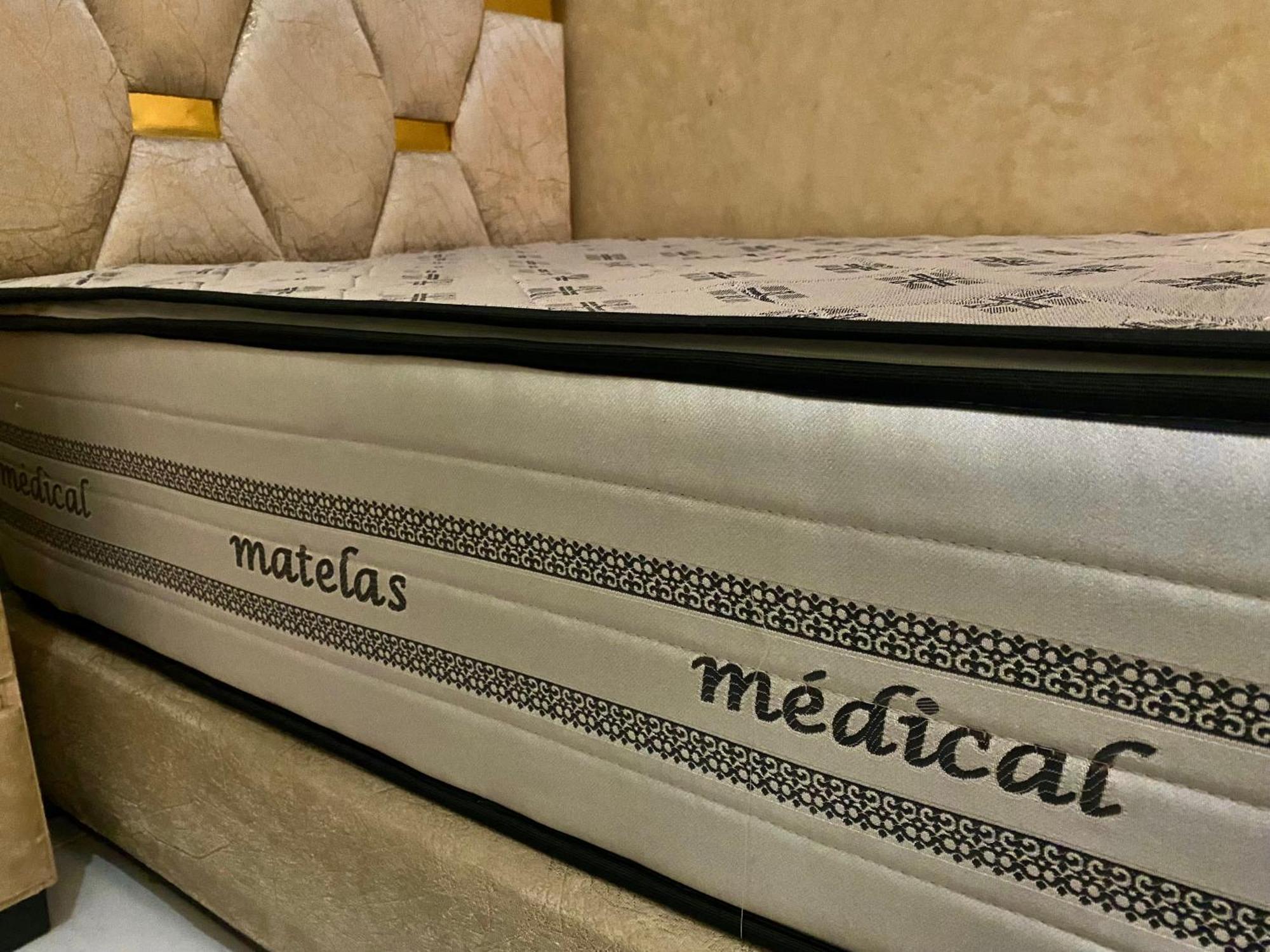 Riad Nezha Avec Jacuzzi Et 3 Piscines Au Coeur De Marrakesh Marraquexe Exterior foto