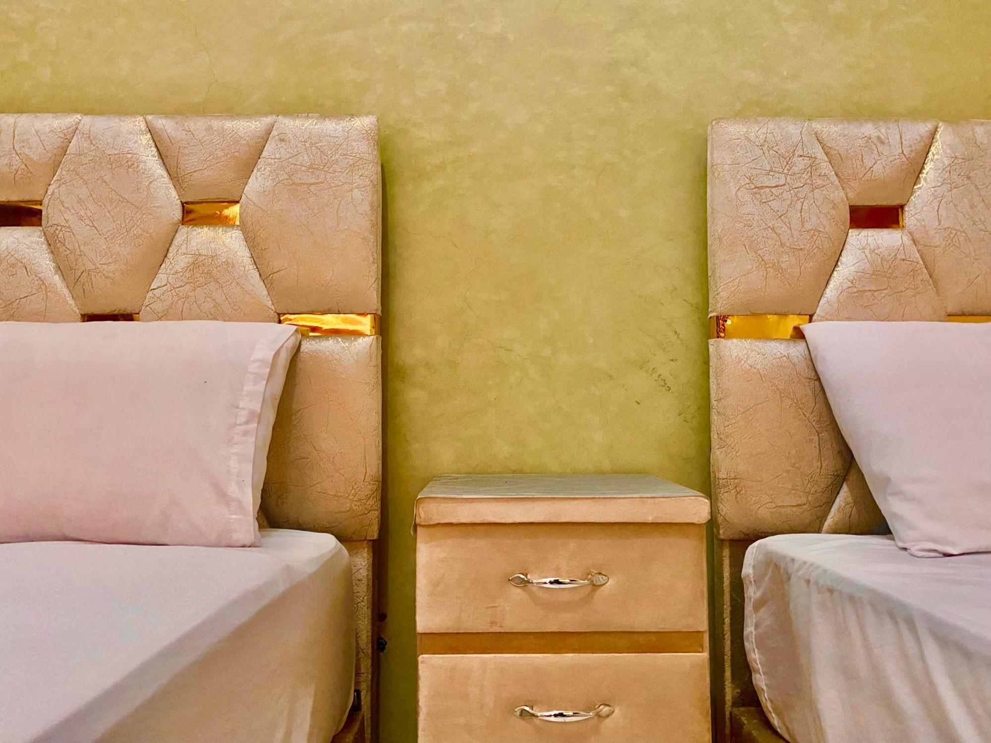 Riad Nezha Avec Jacuzzi Et 3 Piscines Au Coeur De Marrakesh Marraquexe Exterior foto