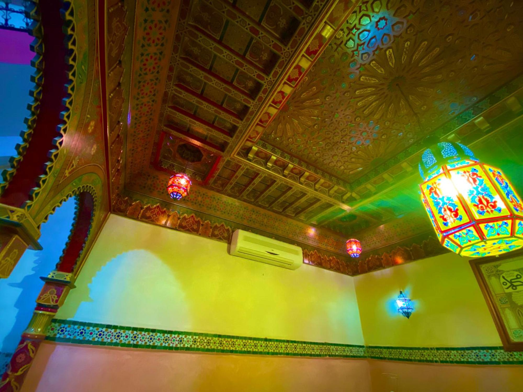 Riad Nezha Avec Jacuzzi Et 3 Piscines Au Coeur De Marrakesh Marraquexe Exterior foto